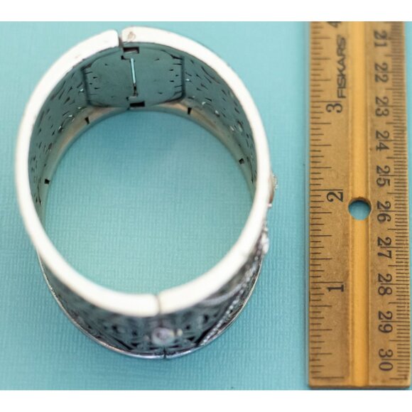 7 inch, Vintage Clear Mandala Floral Motif Silver Tone Hinge Bangle - EX9 - Picture 3 of 3